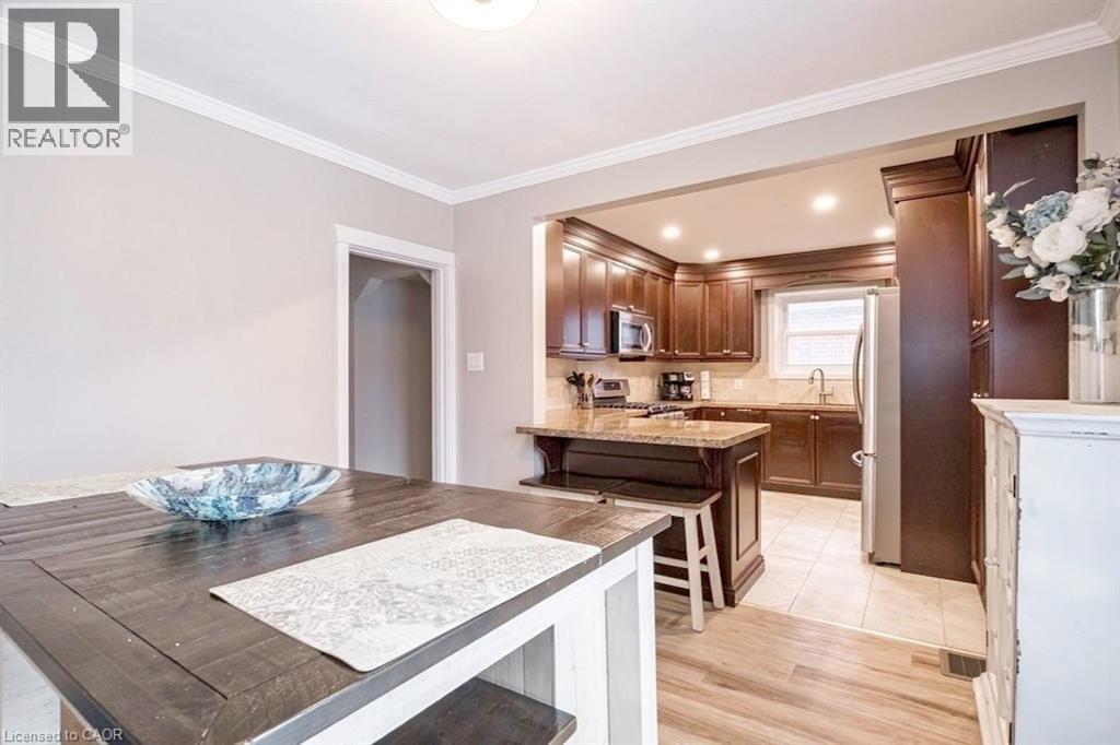 143 Huxley Avenue S, Hamilton, Ontario  L8K 2P9 - Photo 9 - 40818153