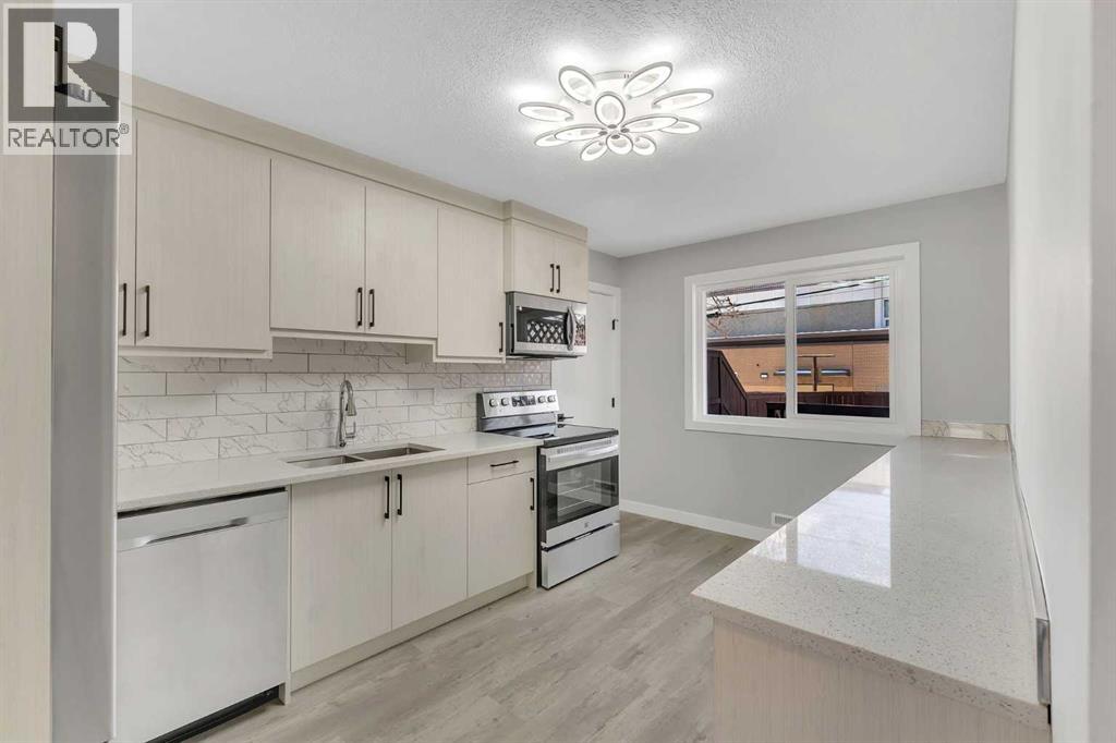 853 Northmount Drive Nw, Calgary, Alberta  T2L 0A3 - Photo 9 - A2297546