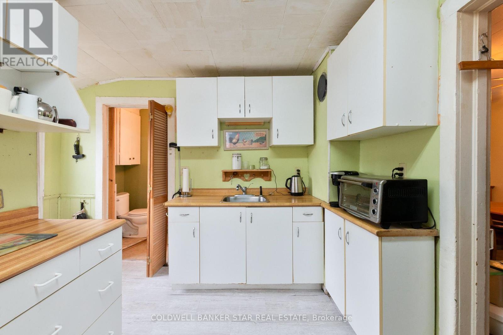 24 Hiawatha Street, St. Thomas, Ontario  N5P 2T2 - Photo 16 - X12961512