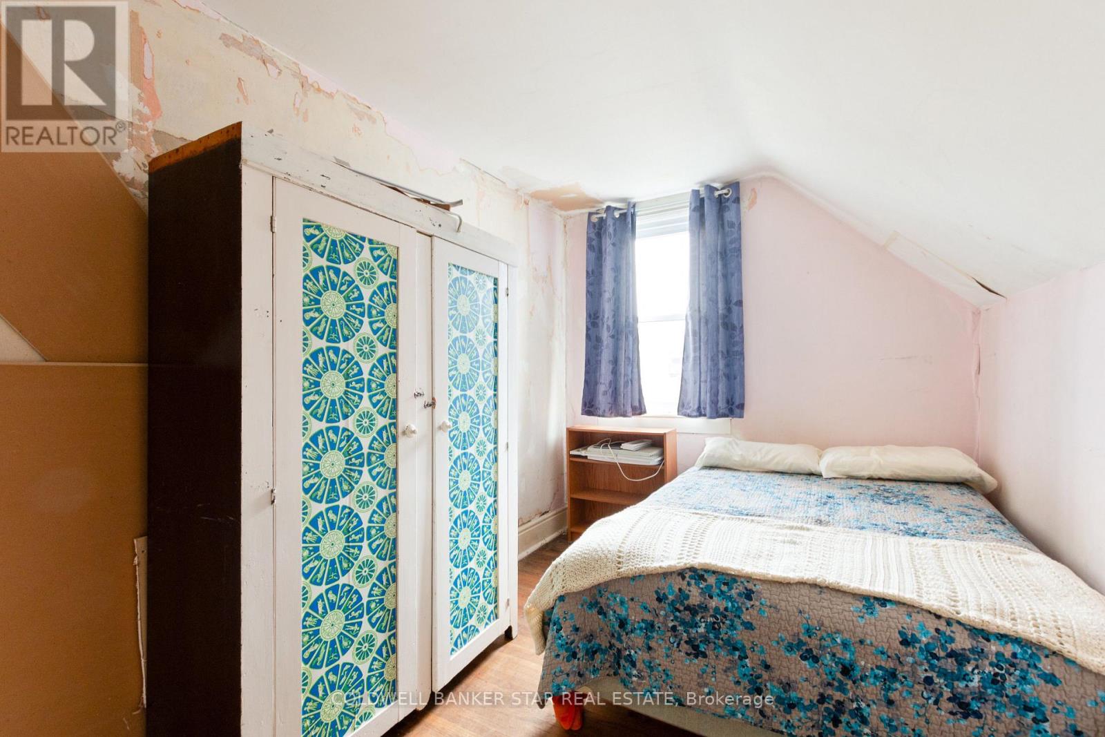 24 Hiawatha Street, St. Thomas, Ontario  N5P 2T2 - Photo 23 - X12961512