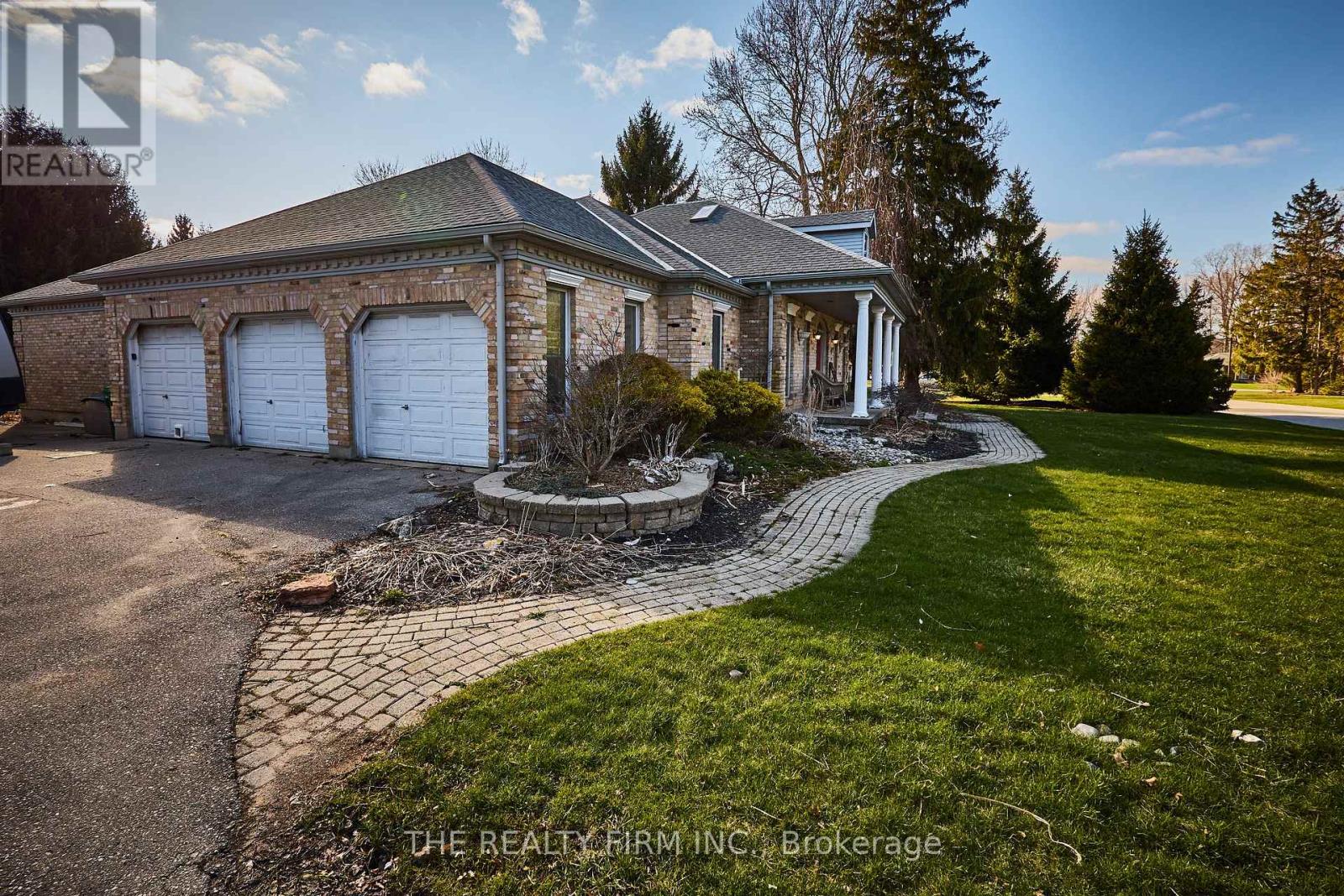 10308 Greenpark Road, Southwold, Ontario  N5P 3T2 - Photo 6 - X12972262