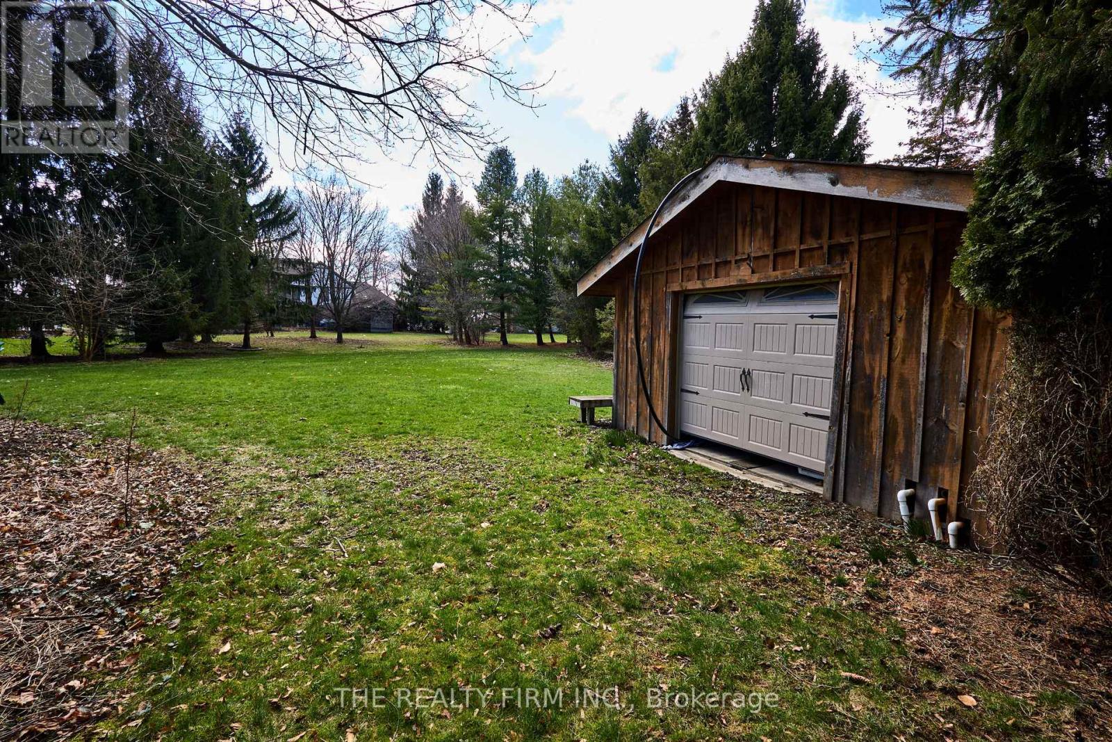 10308 Greenpark Road, Southwold, Ontario  N5P 3T2 - Photo 9 - X12972262