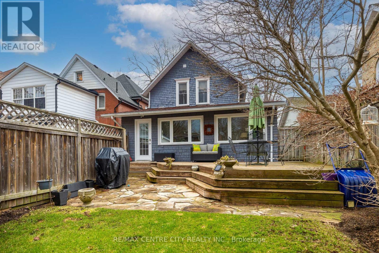 12 Rosebery Place, St. Thomas, Ontario  N5R 2H7 - Photo 3 - X12972340