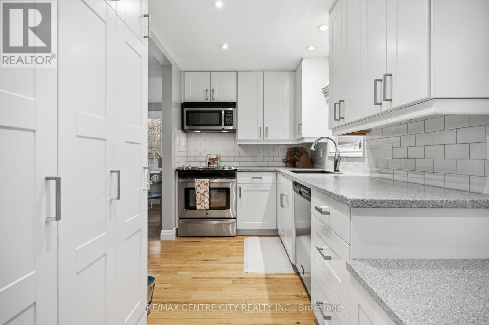 12 Rosebery Place, St. Thomas, Ontario  N5R 2H7 - Photo 31 - X12972340