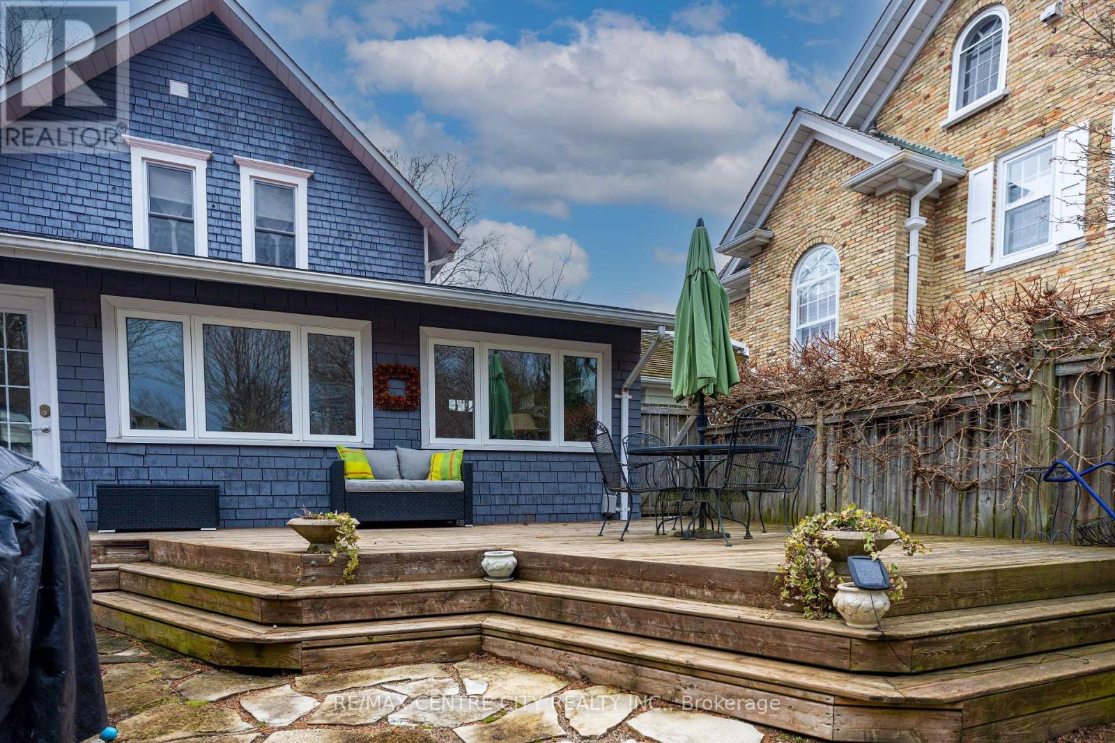 12 Rosebery Place, St. Thomas, Ontario  N5R 2H7 - Photo 4 - X12972340