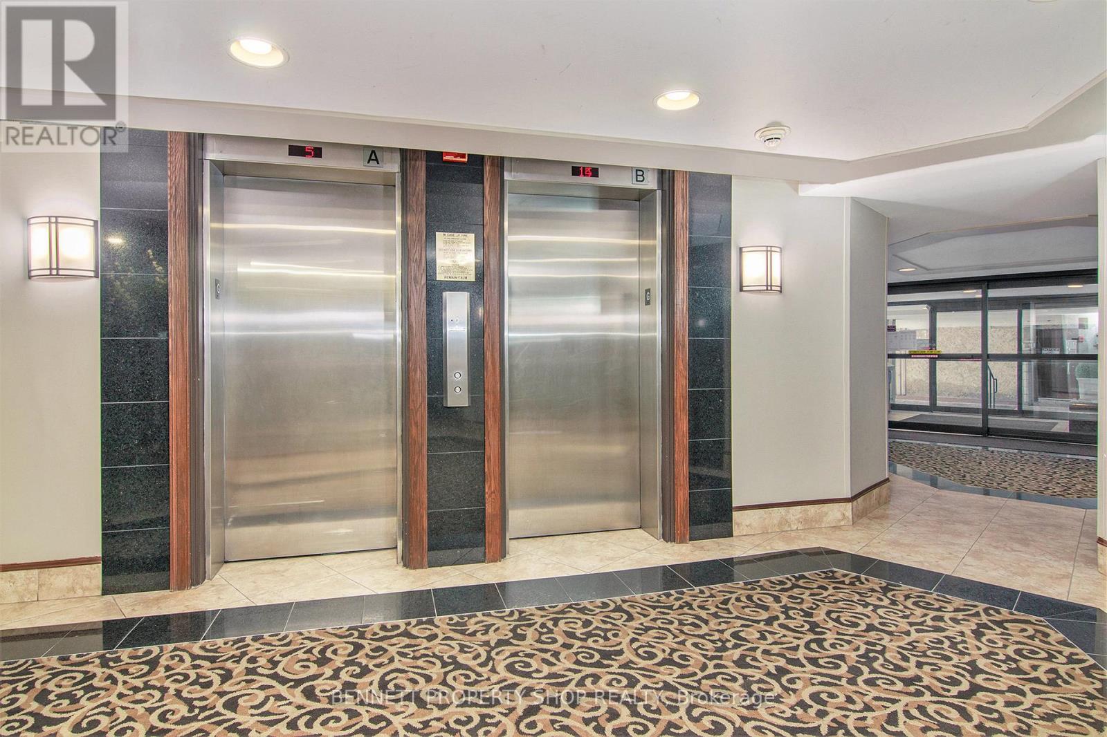 1201 - 1081 Ambleside Drive, Ottawa, Ontario  K2B 8C8 - Photo 3 - X12972266