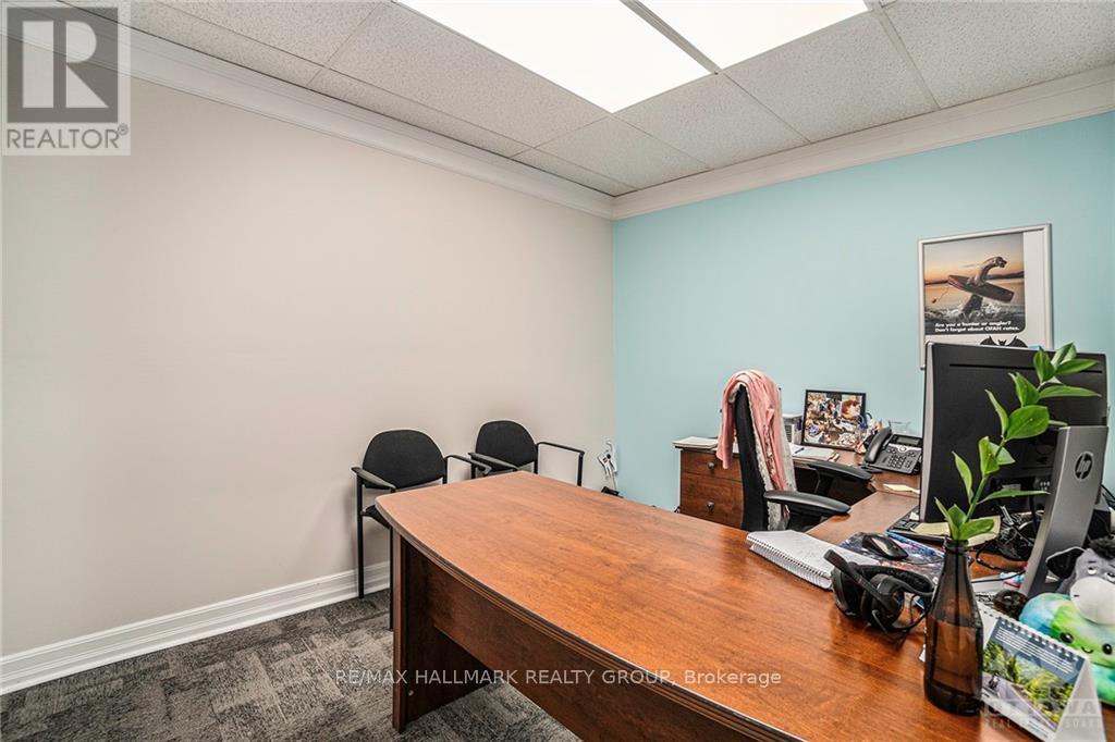 56-58 Foster Street, Perth, Ontario  K7H 1S1 - Photo 14 - X12972312