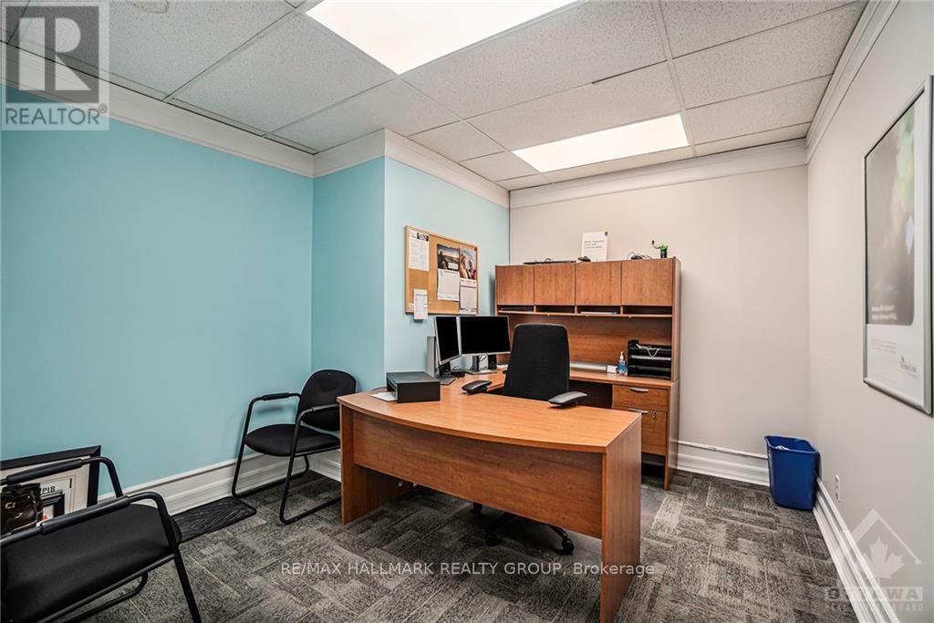 56-58 Foster Street, Perth, Ontario  K7H 1S1 - Photo 15 - X12972312