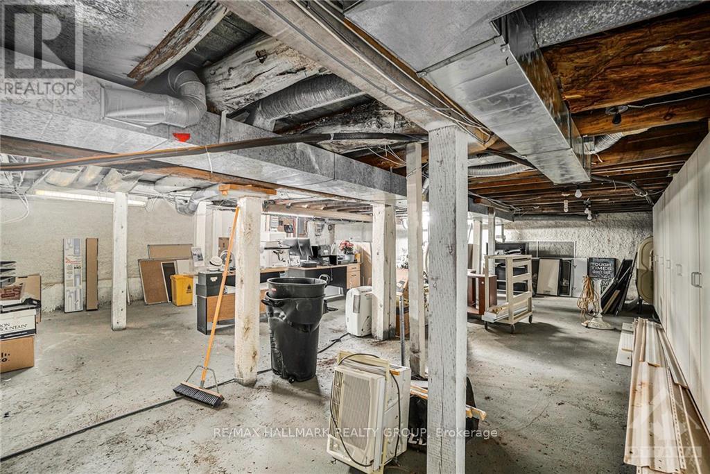 56-58 Foster Street, Perth, Ontario  K7H 1S1 - Photo 25 - X12972312