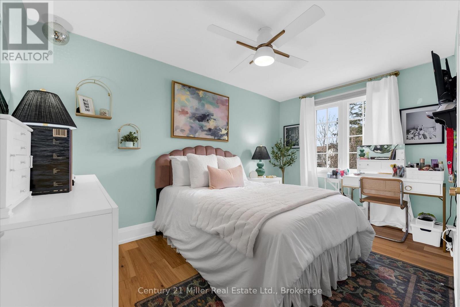 194 Solingate Drive, Oakville, Ontario  L6L 3T1 - Photo 20 - W12972268