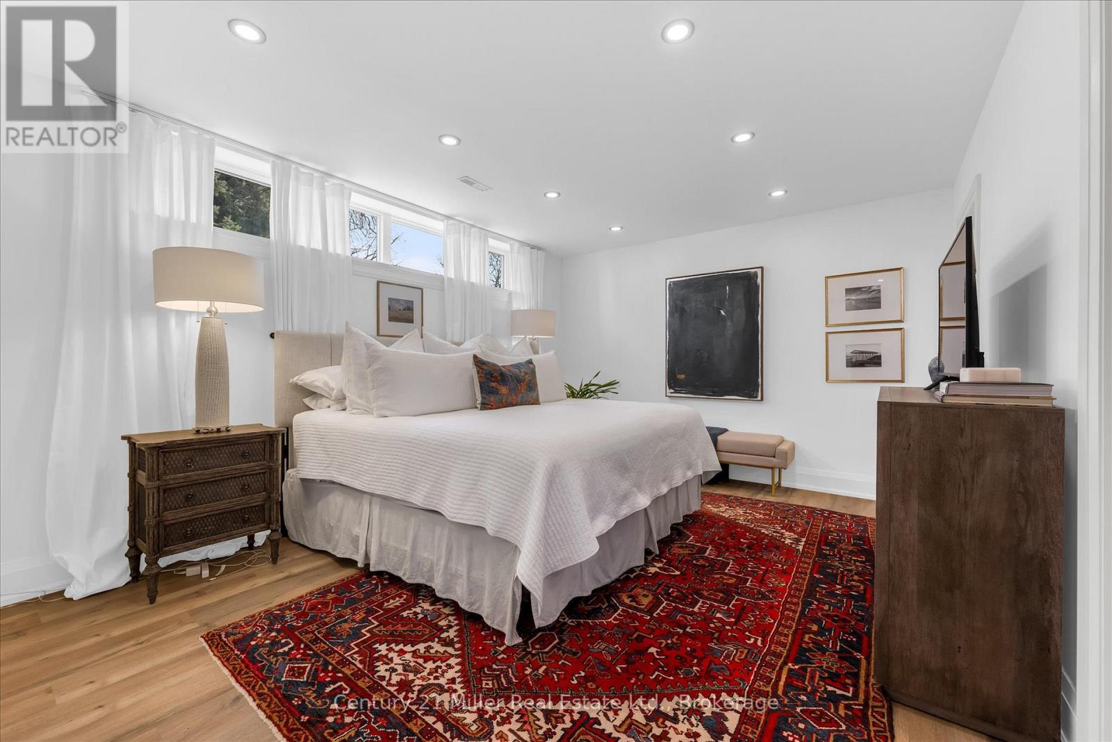 194 Solingate Drive, Oakville, Ontario  L6L 3T1 - Photo 28 - W12972268