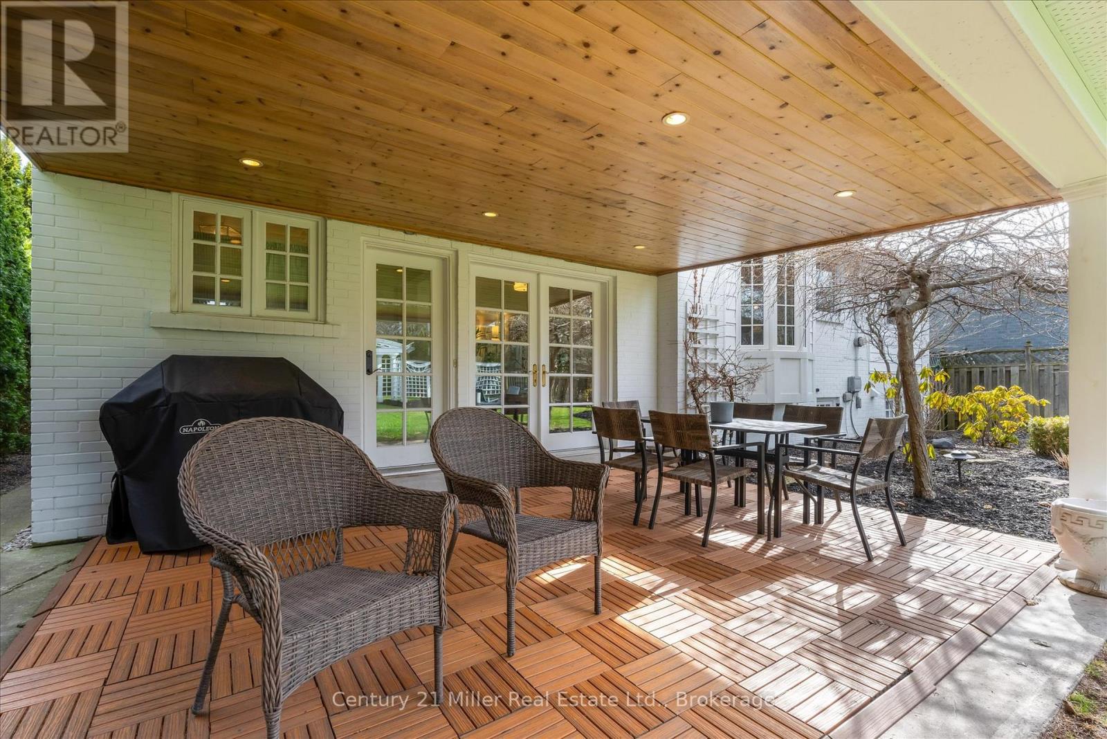 194 Solingate Drive, Oakville, Ontario  L6L 3T1 - Photo 38 - W12972268