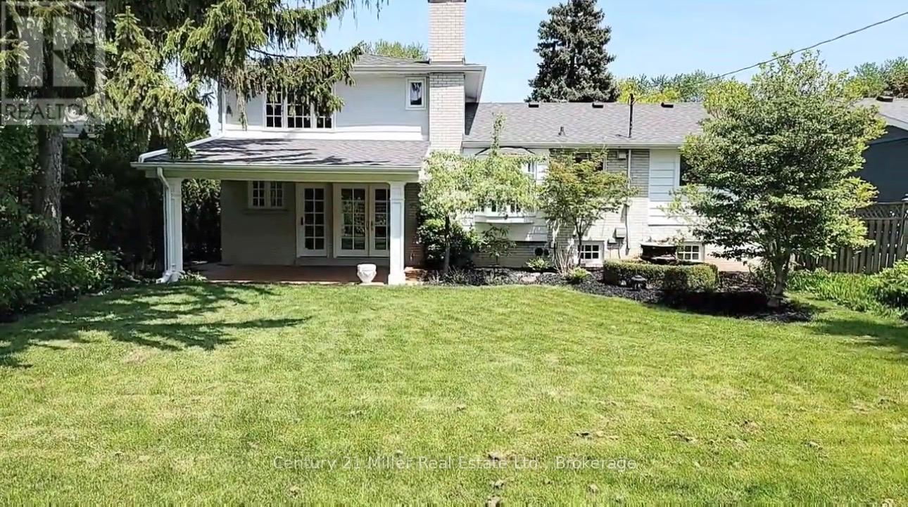 194 Solingate Drive, Oakville, Ontario  L6L 3T1 - Photo 49 - W12972268