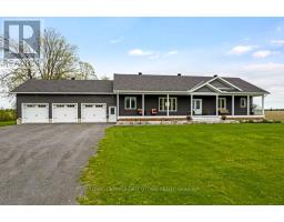 800 WABA ROAD, Mississippi Mills, Ontario