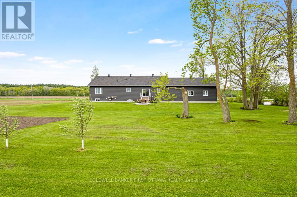 800 Waba Road, Mississippi Mills, Ontario  K0A 2X0 - Photo 32 - X12814364