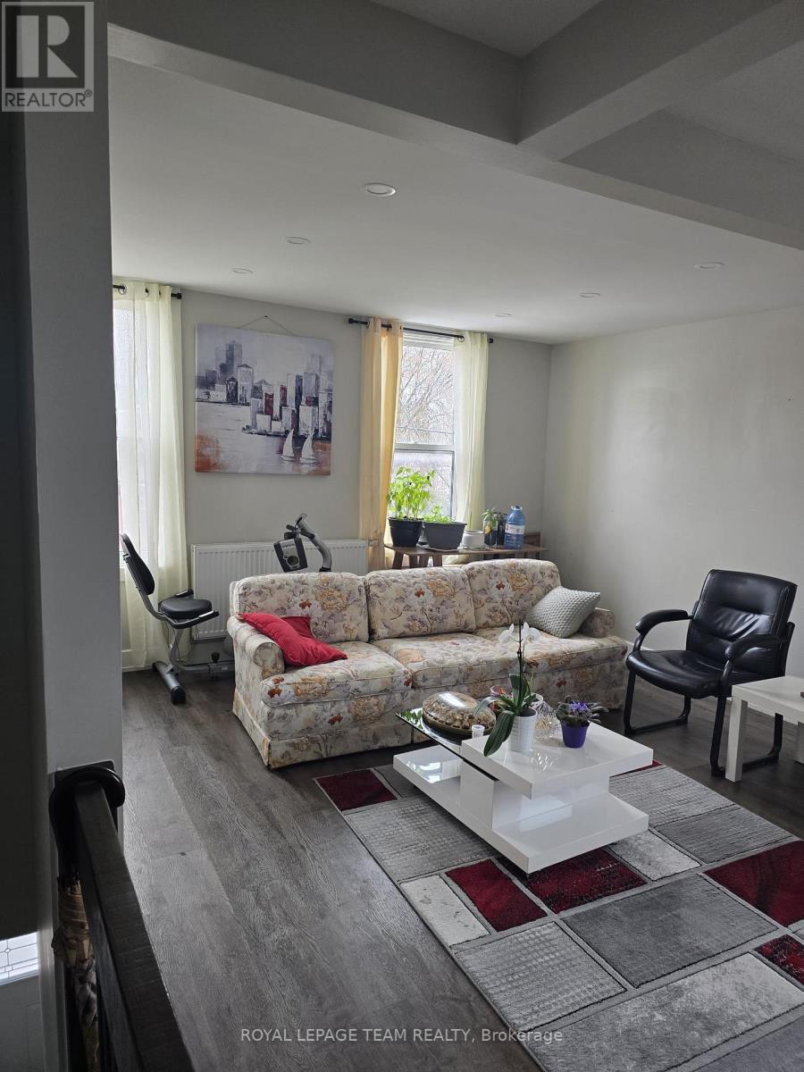 A - 259 Montfort Street, Ottawa, Ontario  K1L 5P1 - Photo 6 - X12915664