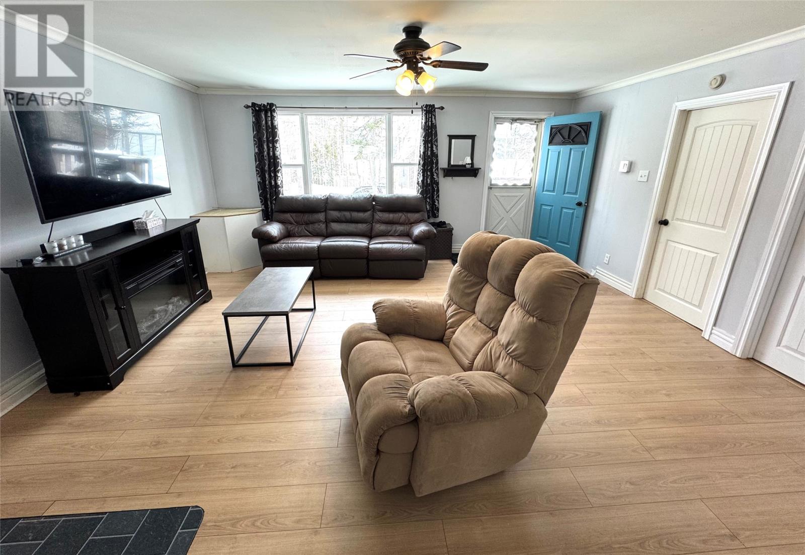 74 Crooked Lake Road, Badger, Newfoundland & Labrador   - Photo 4 - 1294714