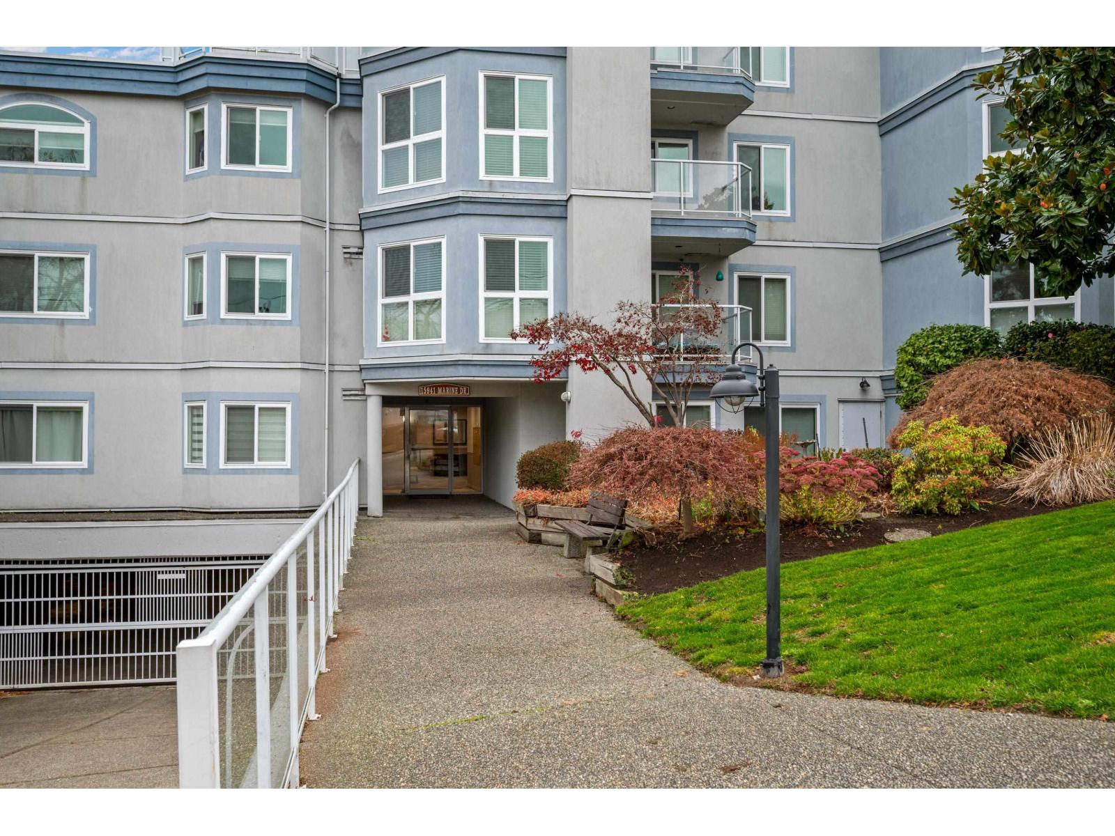 307 15941 Marine Drive, White Rock, British Columbia V4B 1E9 - Photo 2 - R3107432