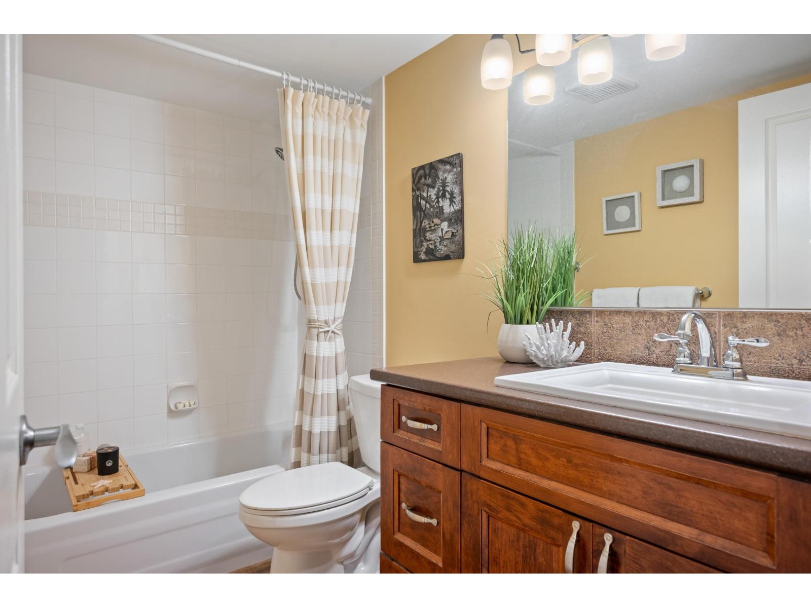 307 15941 Marine Drive, White Rock, British Columbia V4B 1E9 - Photo 28 - R3107432