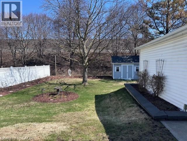 390 Dumfries Avenue, Kitchener, Ontario  N2H 2G1 - Photo 35 - 40818027