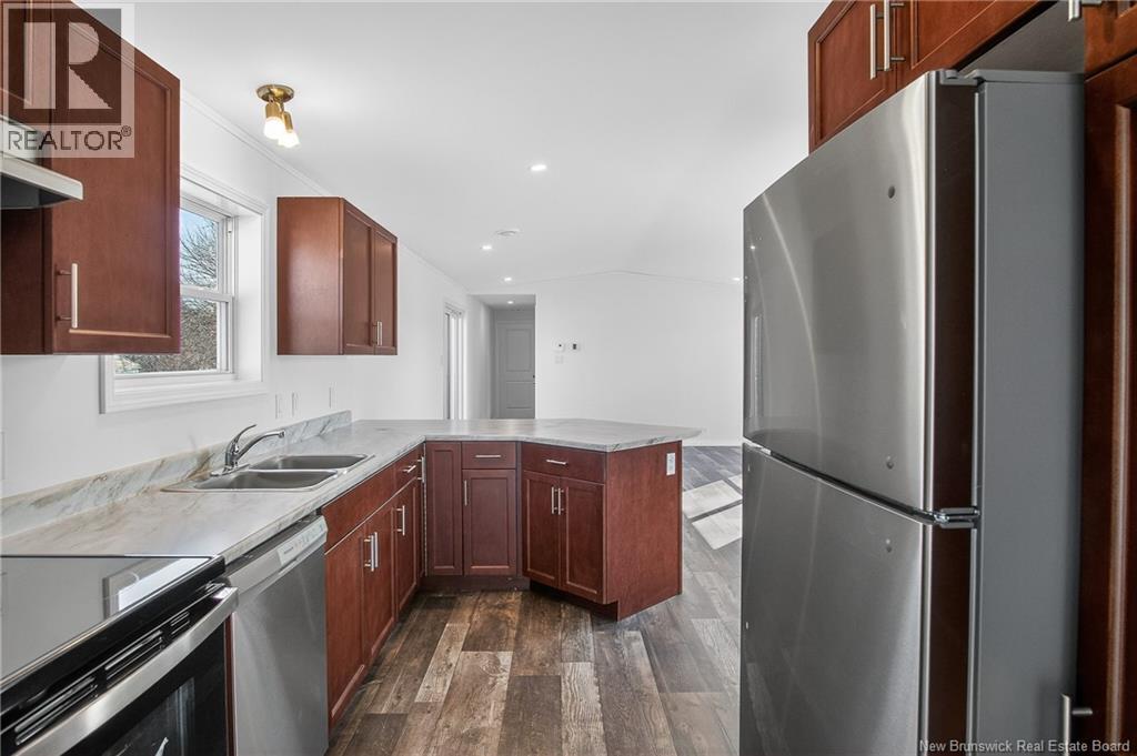 7 Park Avenue, Sussex Corner, New Brunswick  E4E 0B3 - Photo 13 - NB136781