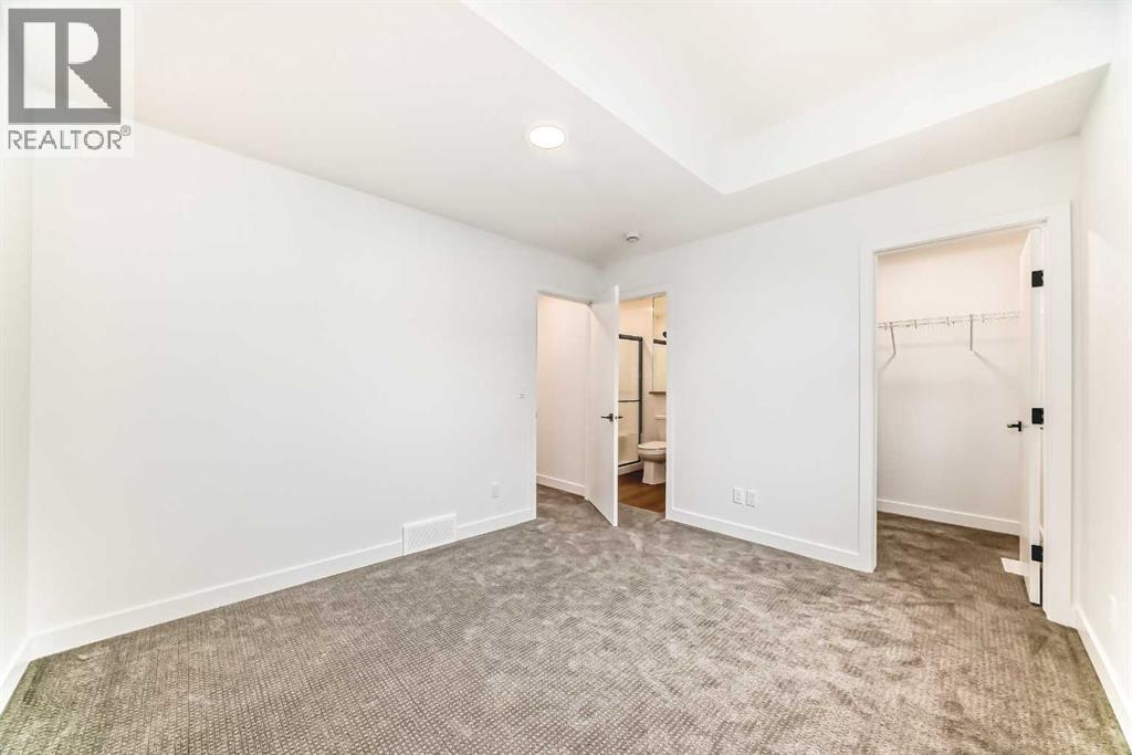 86 Heirloom Passage Se, Calgary, Alberta  T3S 0K1 - Photo 17 - A2295919