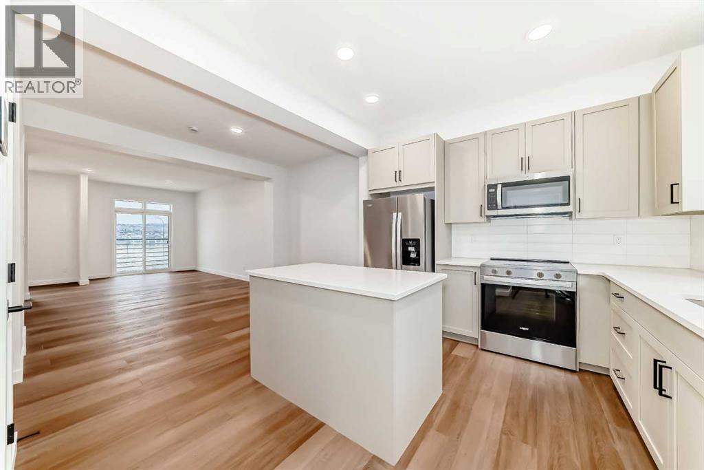 86 Heirloom Passage Se, Calgary, Alberta  T3S 0K1 - Photo 10 - A2295919