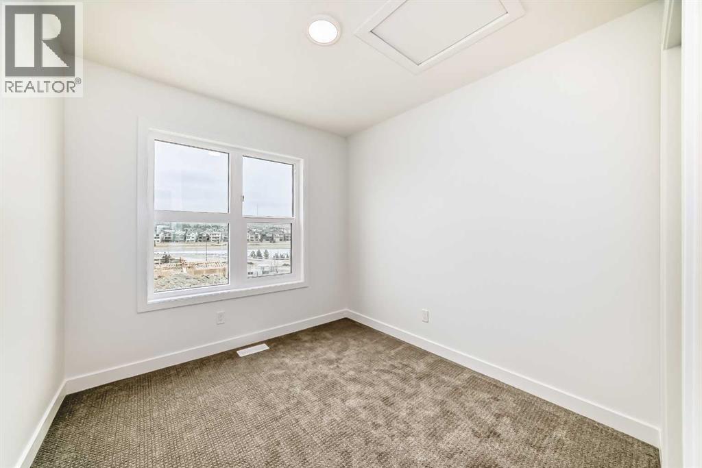 86 Heirloom Passage Se, Calgary, Alberta  T3S 0K1 - Photo 22 - A2295919