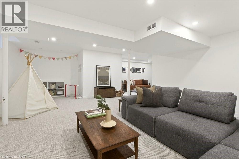 49 Narbonne Crescent, Stoney Creek, Ontario  L8J 0J7 - Photo 42 - 40818618