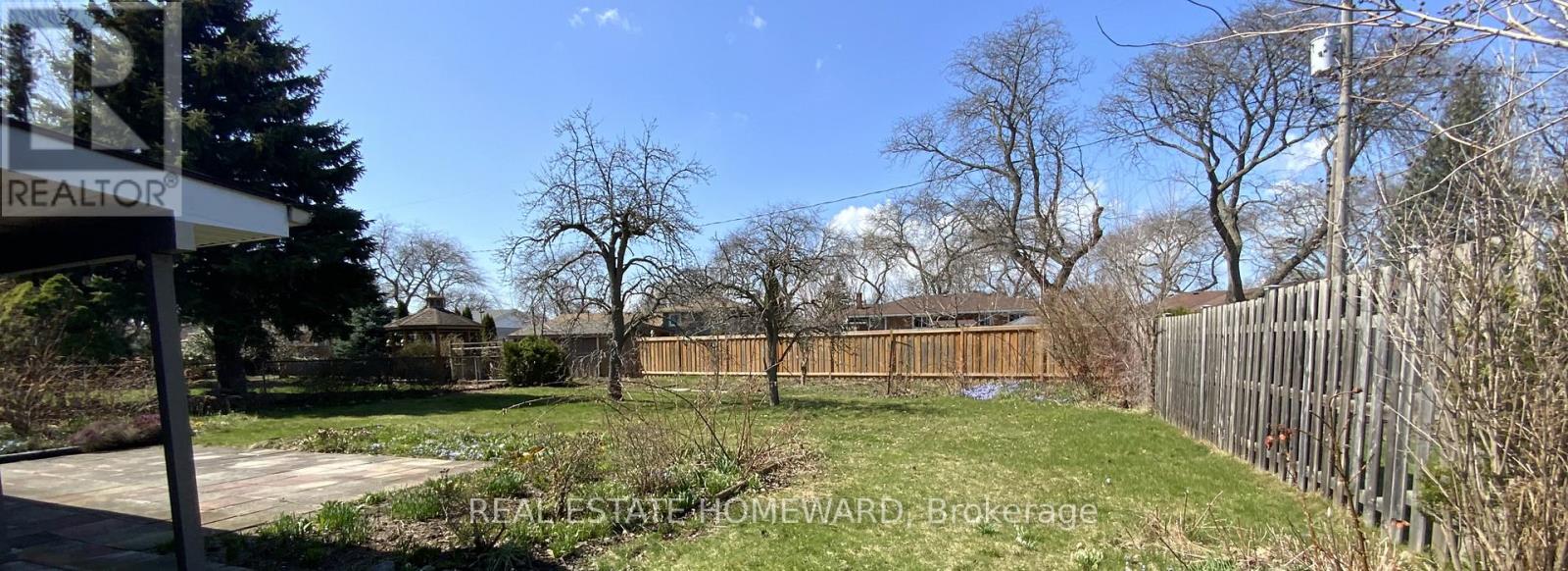 33 Strathcona Drive, St. Catharines, Ontario  L2M 2A8 - Photo 37 - X12853562