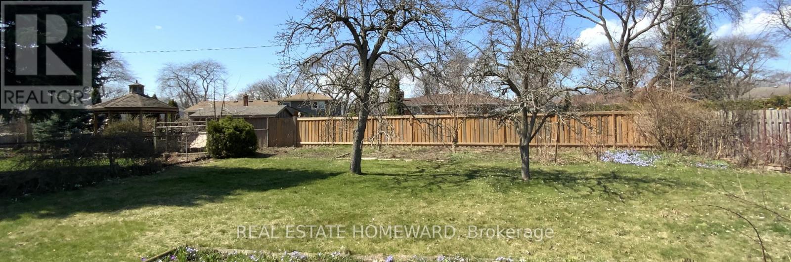 33 Strathcona Drive, St. Catharines, Ontario  L2M 2A8 - Photo 39 - X12853562