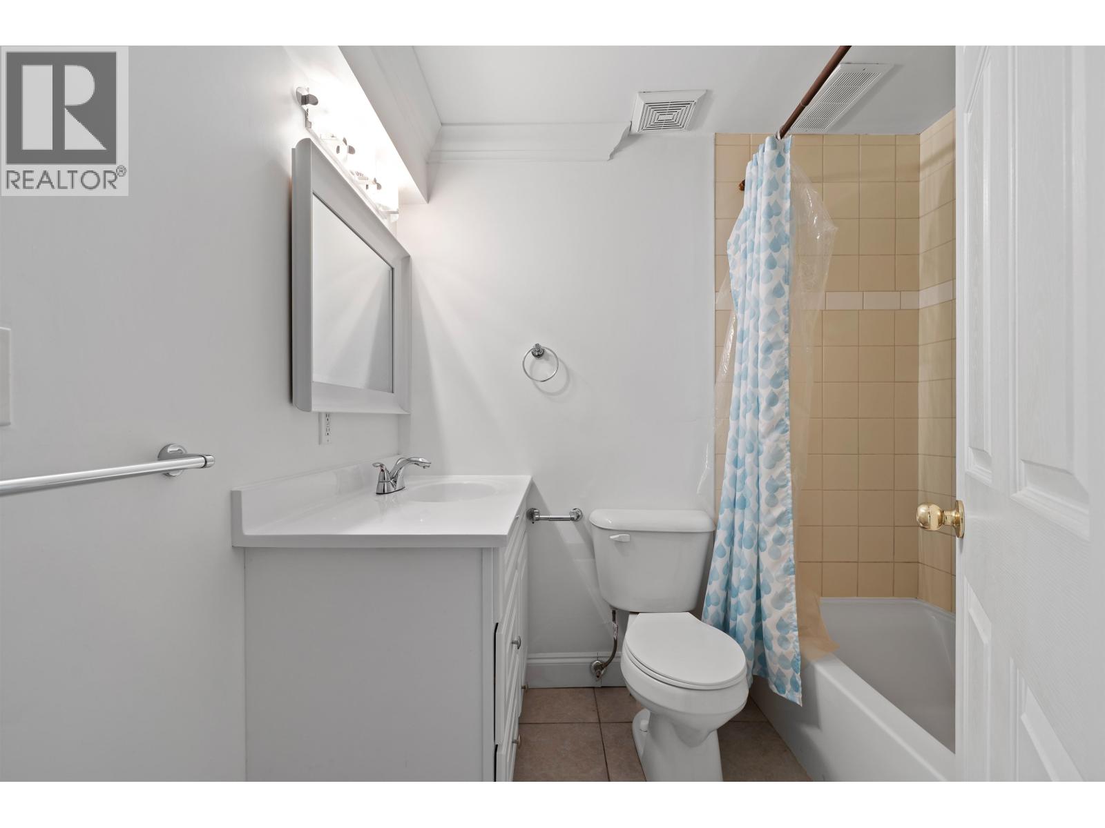 22 2880 Dacre Avenue, Coquitlam, British Columbia  V3C 4H6 - Photo 15 - R3108474