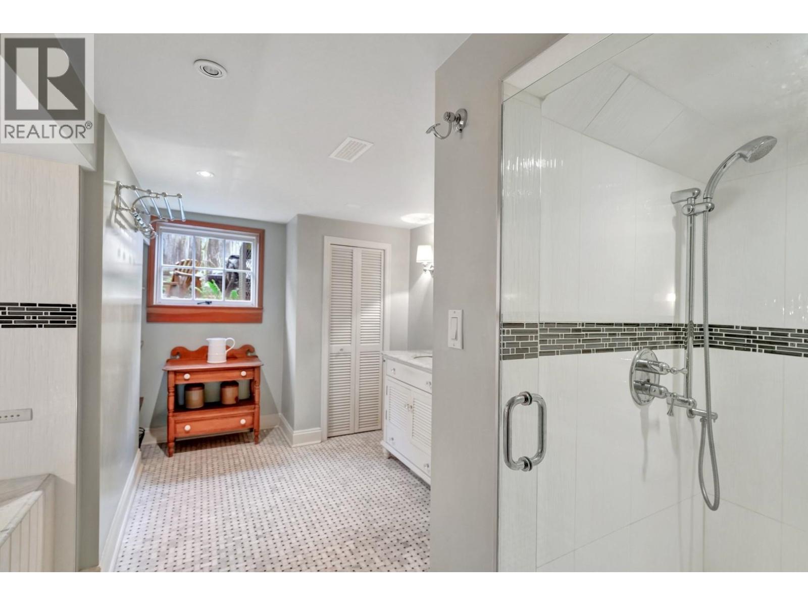 2303 W 3rd Avenue, Vancouver, British Columbia  V6K 1L6 - Photo 21 - R3108512