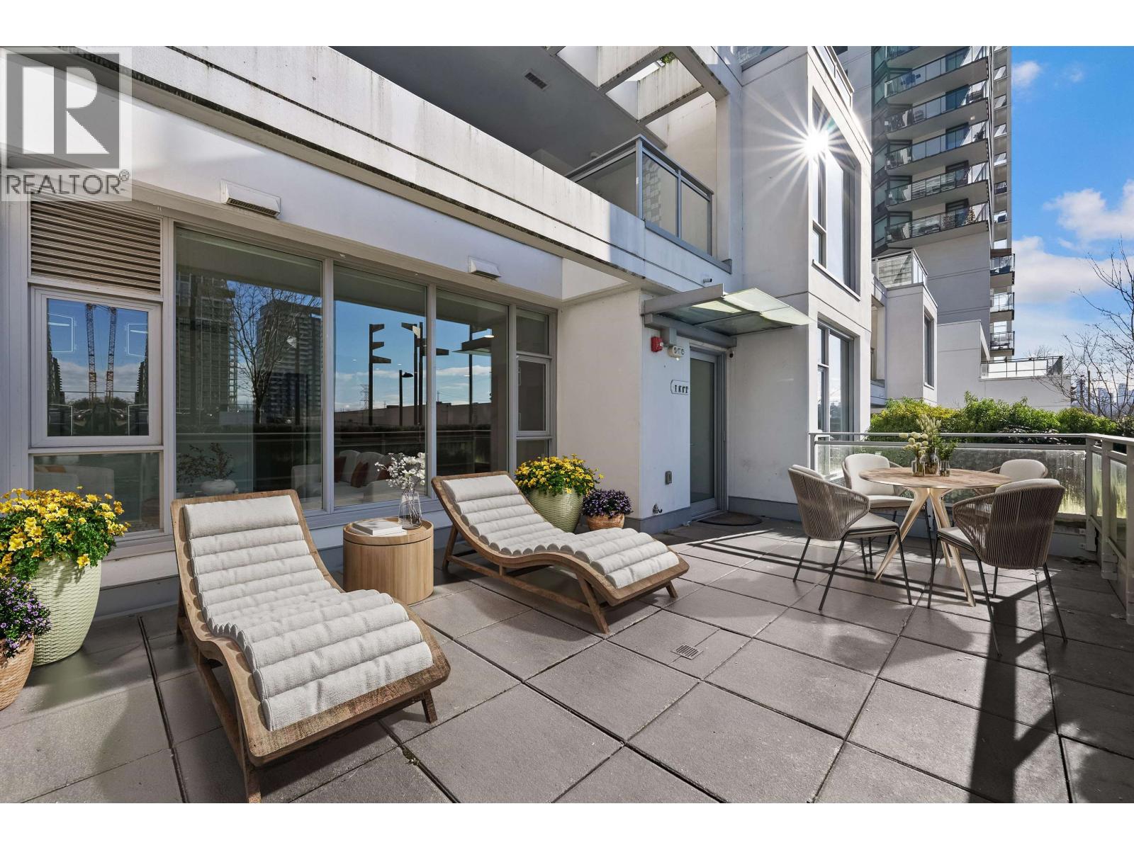 Th02 2288 Alpha Avenue, Burnaby, British Columbia  V5C 0L9 - Photo 6 - R3108515