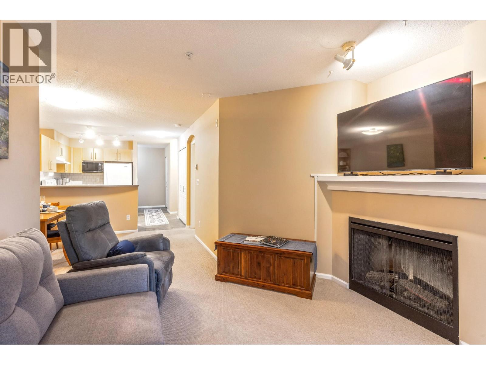 301 7330 Salisbury Avenue, Burnaby, British Columbia  V5E 4N8 - Photo 4 - R3108520