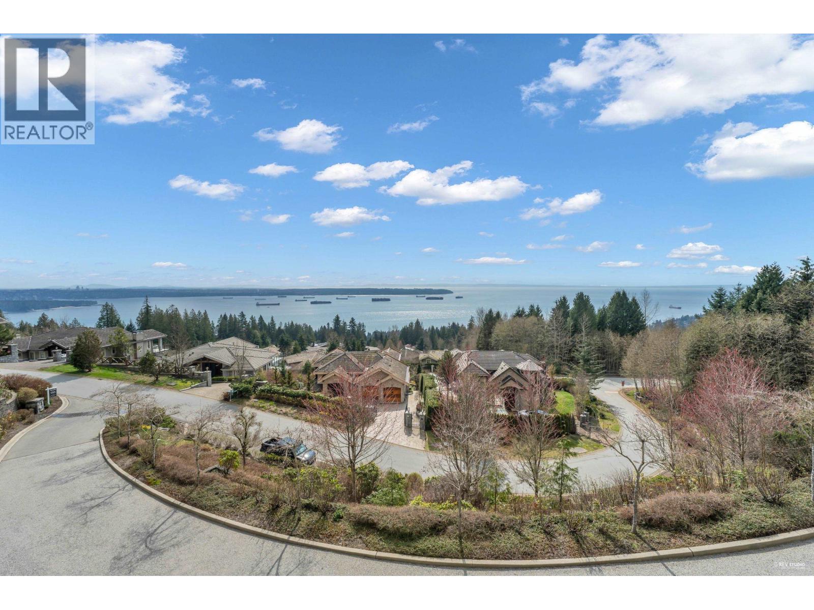 102 2575 Garden Court, West Vancouver, British Columbia  V7S 0A2 - Photo 32 - R3108529