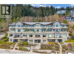 102 2575 GARDEN COURT, West Vancouver, British Columbia
