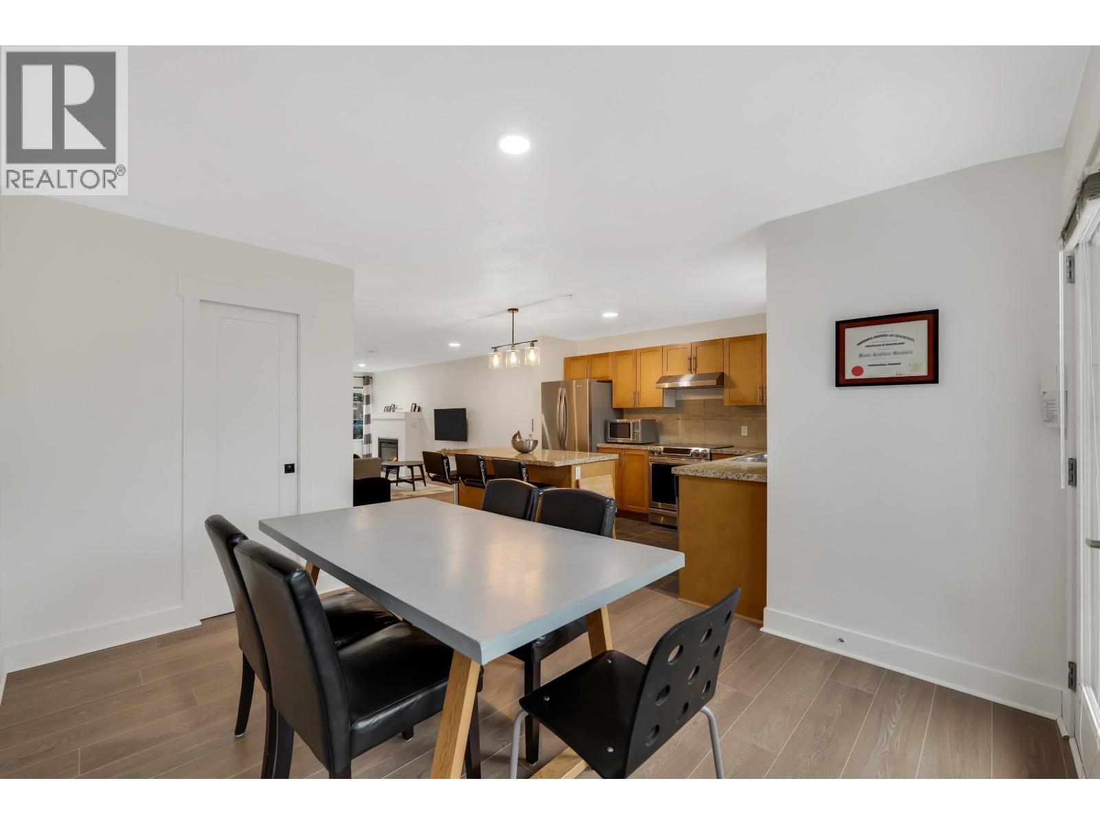 1212 Village Green Way, Squamish, British Columbia  V8E 0N5 - Photo 13 - R3108547