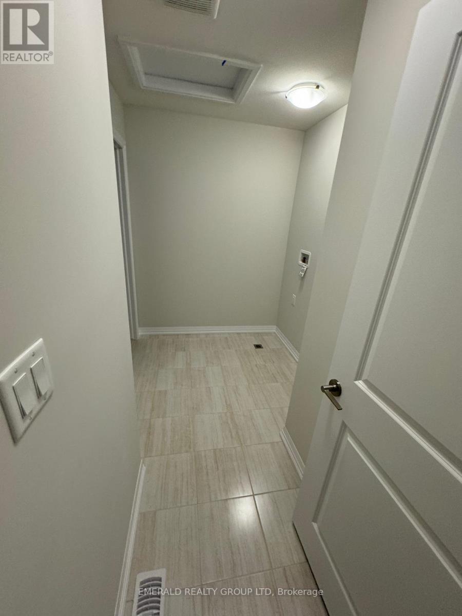 10 Whelan Court, Thorold, Ontario  L2V 0G7 - Photo 12 - X12972290