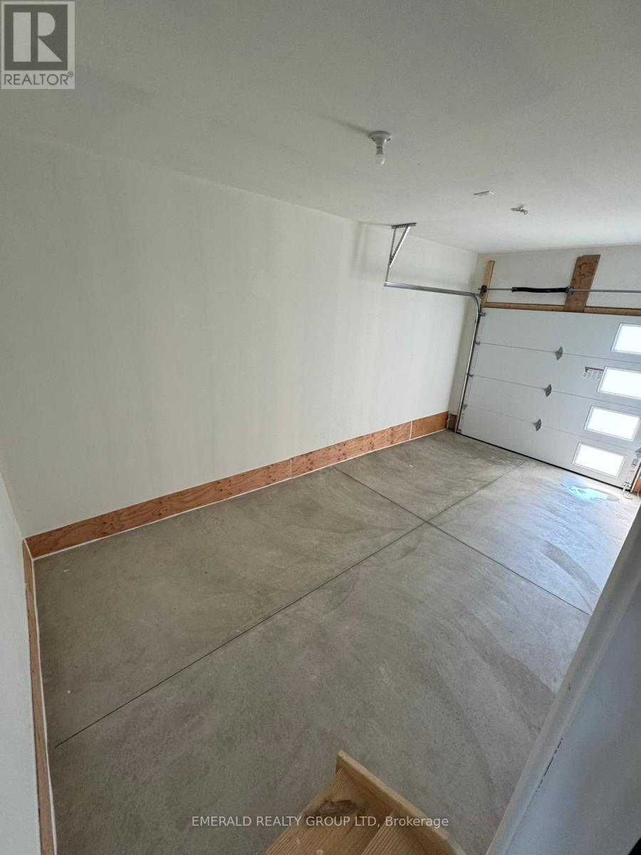 10 Whelan Court, Thorold, Ontario  L2V 0G7 - Photo 19 - X12972290