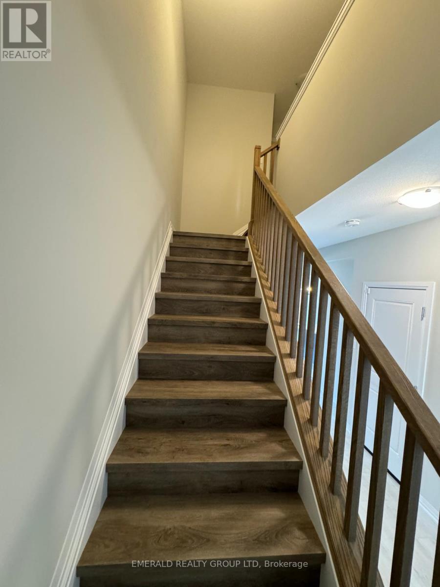 10 Whelan Court, Thorold, Ontario  L2V 0G7 - Photo 7 - X12972290