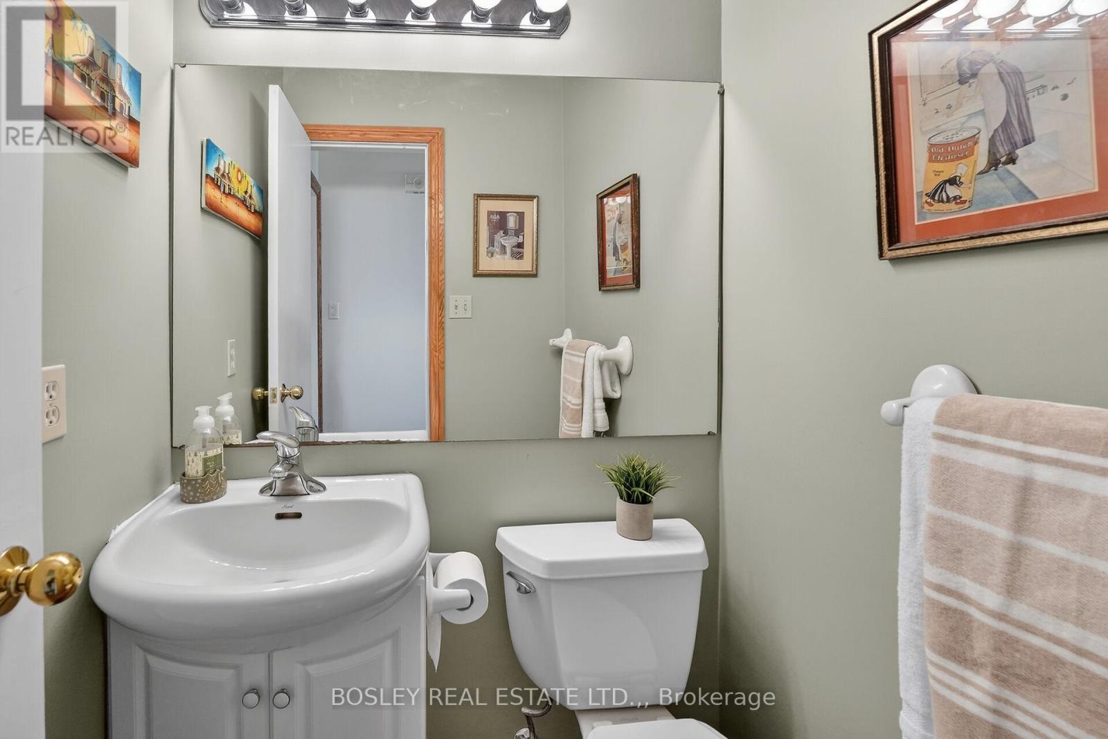 15 Upper Canada Drive, Niagara-On-The-Lake, Ontario  L0S 1J0 - Photo 16 - X12972294