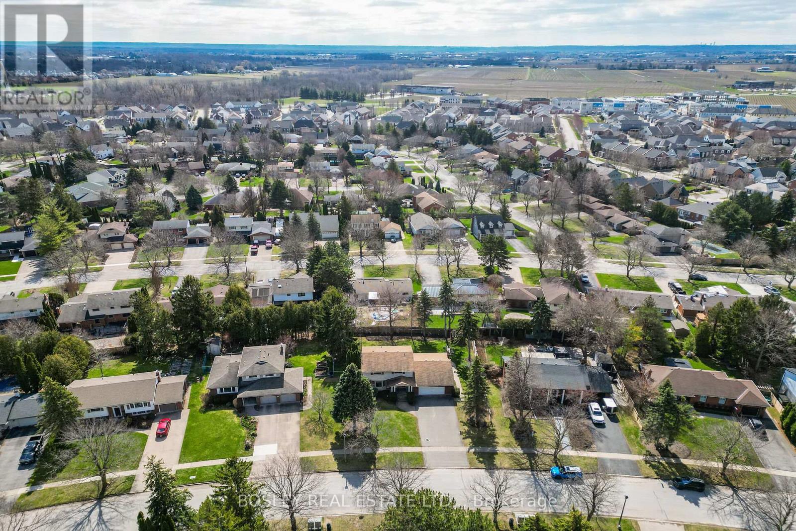 15 Upper Canada Drive, Niagara-On-The-Lake, Ontario  L0S 1J0 - Photo 38 - X12972294