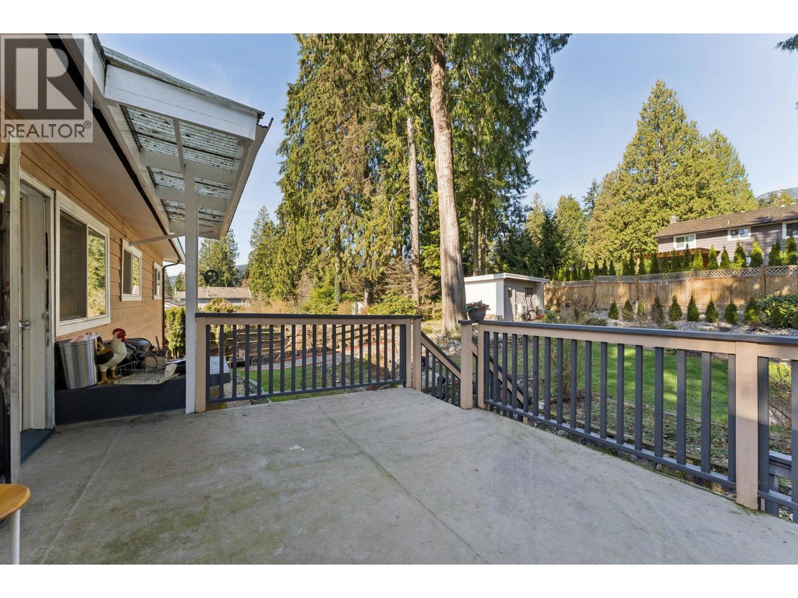 922 Canyon Boulevard, North Vancouver, British Columbia  V7R 2J8 - Photo 10 - R3108542