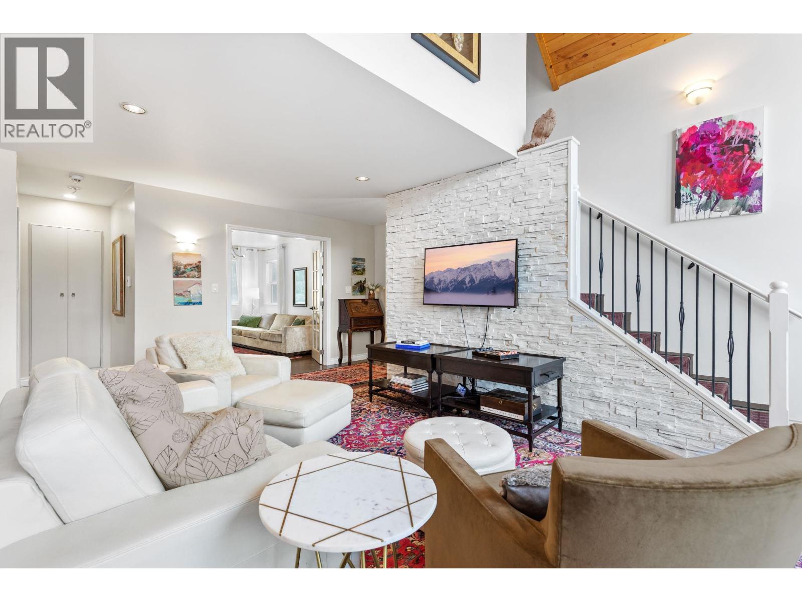 7467 Dogwood Street, Pemberton, British Columbia  V0N 2L0 - Photo 10 - R3108575