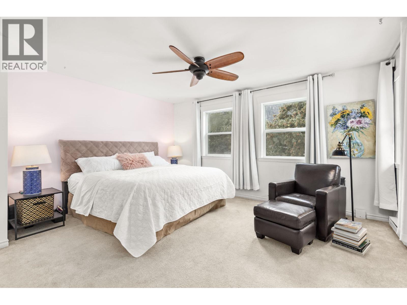 7467 Dogwood Street, Pemberton, British Columbia  V0N 2L0 - Photo 11 - R3108575