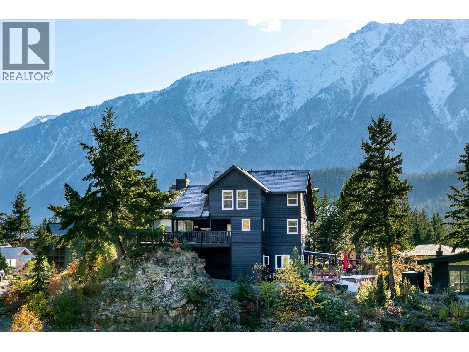7467 Dogwood Street, Pemberton, British Columbia  V0N 2L0 - Photo 20 - R3108575