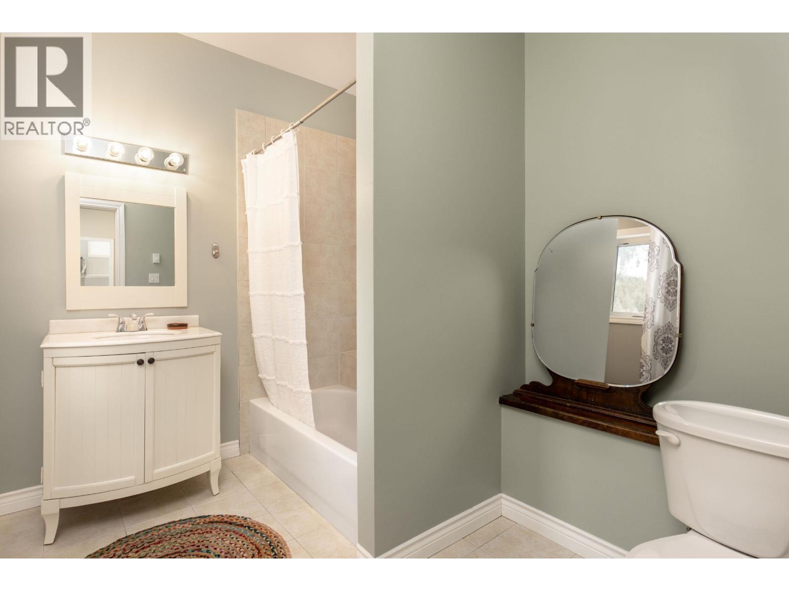 7467 Dogwood Street, Pemberton, British Columbia  V0N 2L0 - Photo 27 - R3108575