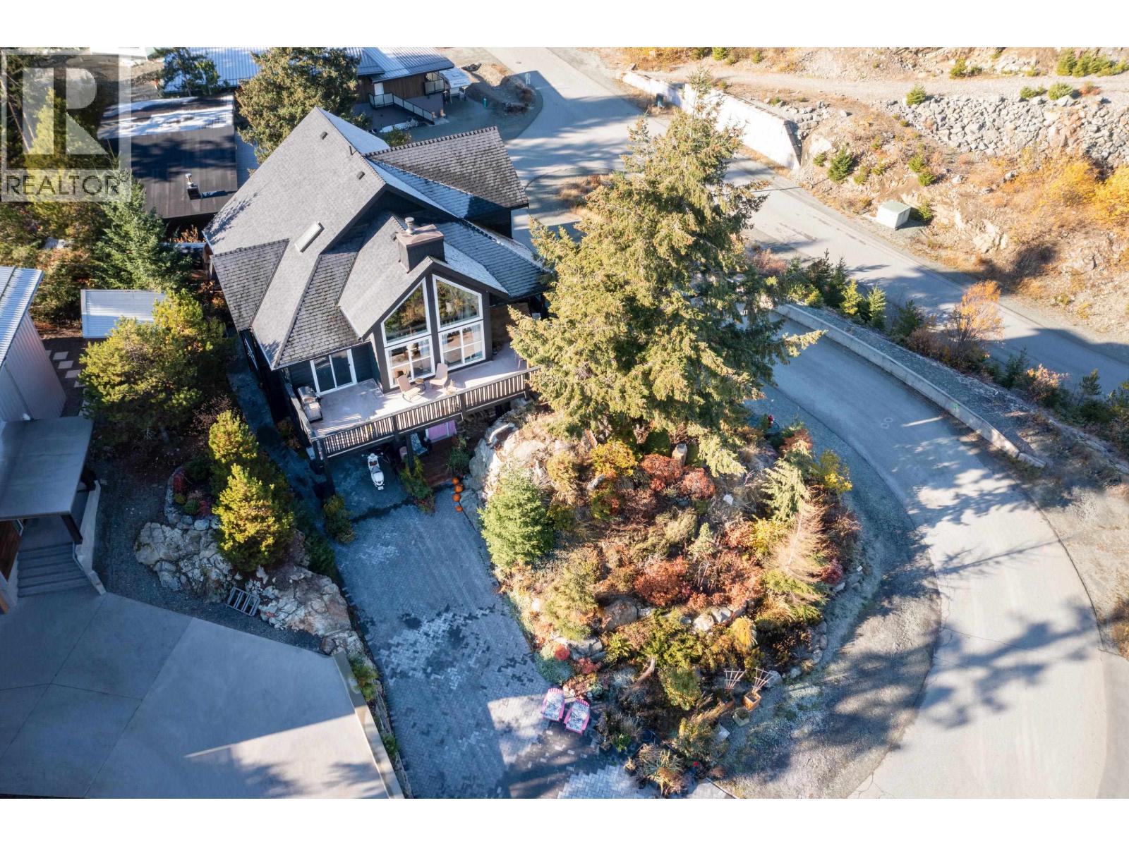 7467 Dogwood Street, Pemberton, British Columbia  V0N 2L0 - Photo 29 - R3108575