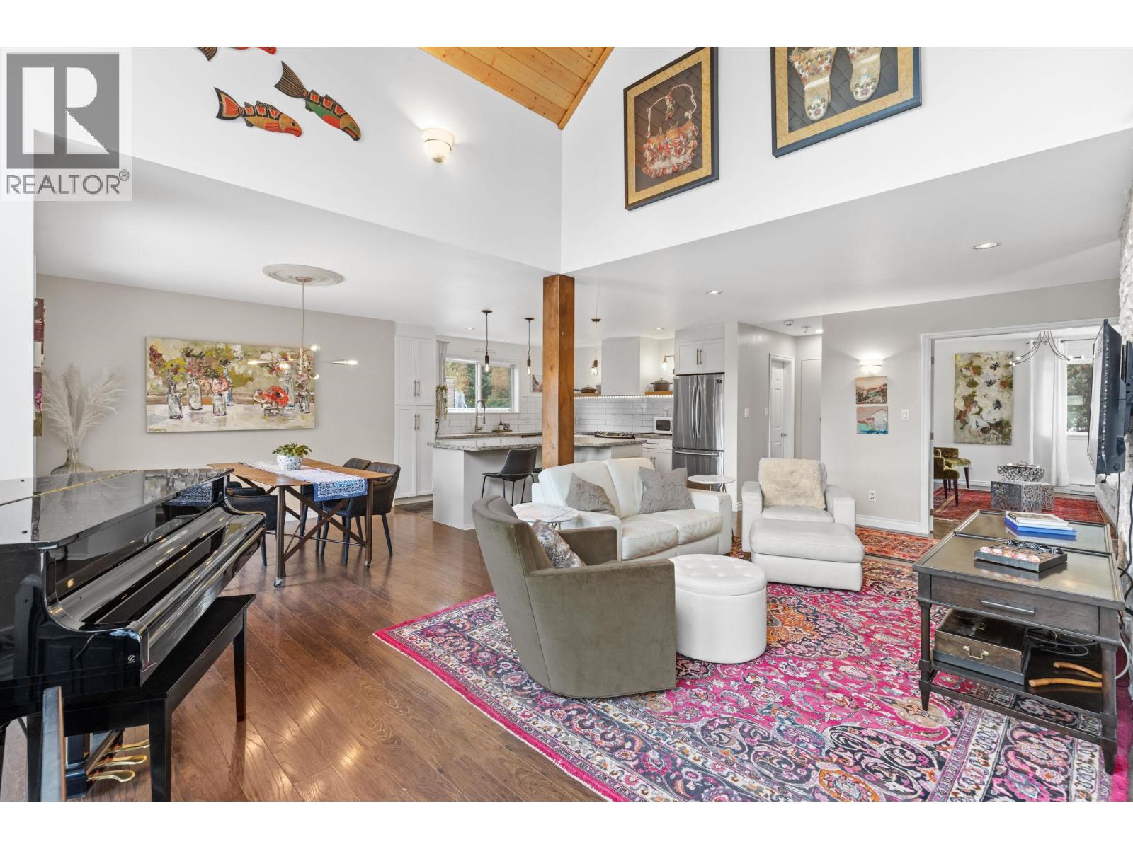 7467 Dogwood Street, Pemberton, British Columbia  V0N 2L0 - Photo 4 - R3108575